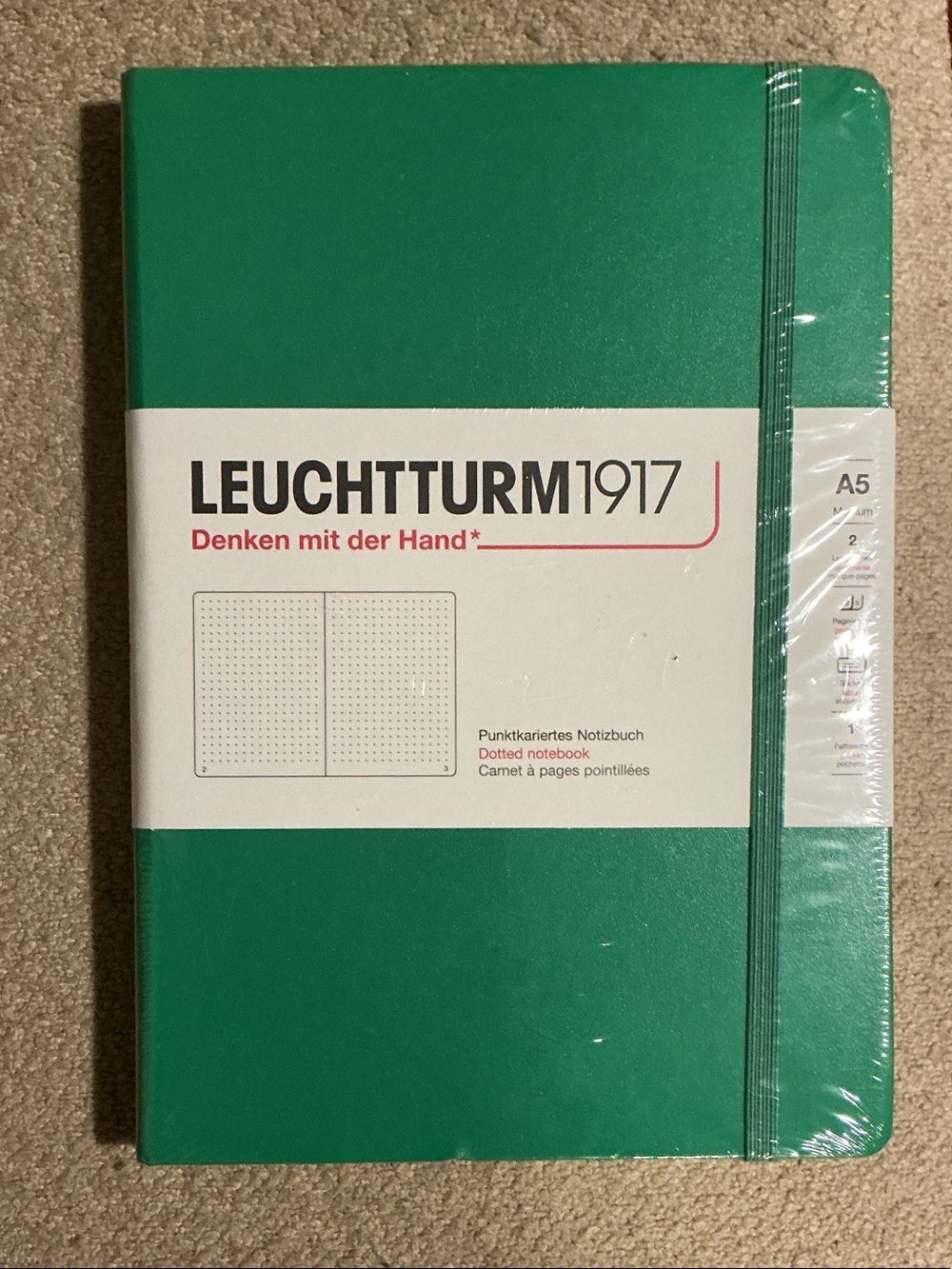 LEUCHTTURM1917 A5 Dotted Notebook - Greenn NWT
